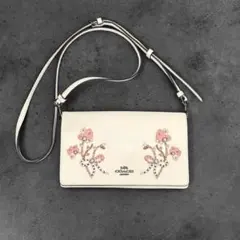 COACH フラワー スタッズ ショルダーウォレット レザー　ホワイト