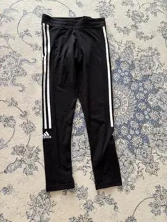 adidas スリムフィット 9分レギンスパンツ ブラック