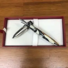 Item thumbnail for item 12156620-0abb-43da-a670-b203445713bb