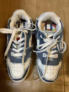 お値下げ美品⭐️TOMMY JEANS デニムスニーカー 23.5センチのサムネイル
