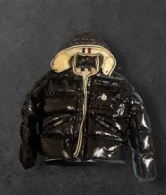 ✨️希少✨️ MONCLER ダウンジャケット 黒 光沢