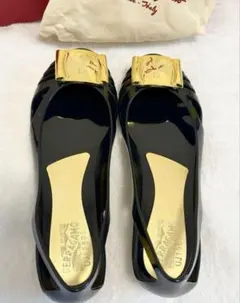 美品 FERRAGAMO ラバーシューズ パンプス サンダルBERMUDA 8 FERRAGAMO フェラガモ ラバーシューズ レディース Salvatore