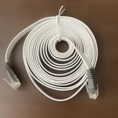 ホワイト　フラットLANケーブル
