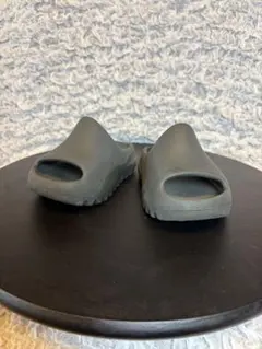 adidas YEEZY Slide イージー スライド スレートマリン - メルカリ