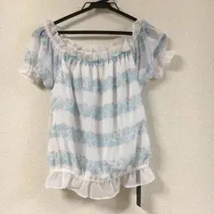 値下げしましたー♪セシルマクビー花柄トップス（新品未使用）