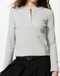 ユニクロ　リブヘンリーネックT 長袖　ライトグレー　Lサイズ