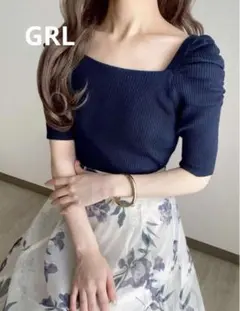 【最終値下げ】 GRL グレイル スクエアネックパワショルニットトップス　五分丈