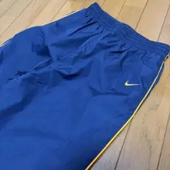 NIKE ナイキ　ヴィンテージ　古着　ナイロンパンツ　ラインパンツ