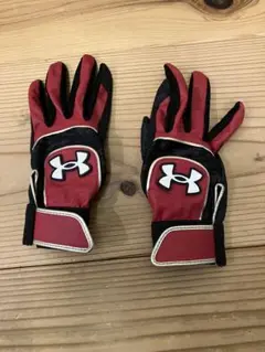 Under Armour バッティング用手袋 レッド/ブラック