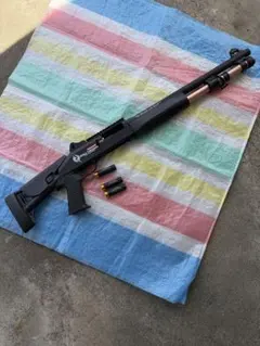 ショットガン風おもちゃ銃 ブローバック排莢式　伸縮ストック スポンジ弾ナーフガンのサムネイル
