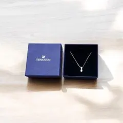 Swarovski Stilla Attract ネックレス