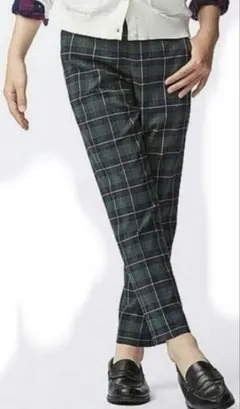 新品　ユニクロ　GIRLS チェックアンクルパンツ　サイズXグリーン　長ズボン