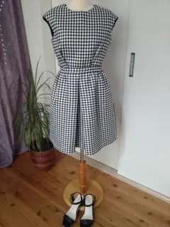 『美品』ZARA BASICギンガムチェック ノースリーブワンピース