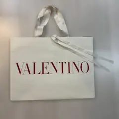 VALENTINO ショッパー　ロゴ　バレンティノ　ホワイトレッドのサムネイル