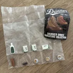 Danner Shoes ミニチュア　ガチャ
