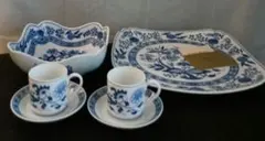 【フッチェンロイター】ブルーオニオン　スクエアプレート　ボウル　デミタスカップのサムネイル