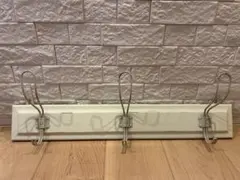 ホワイト壁掛けフックハンガー 3フック