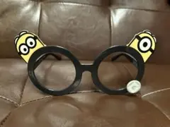 USJ ミニオン黒縁丸メガネ　ユニバーサル公式