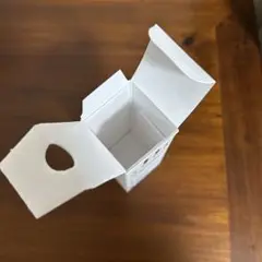 【空箱】メゾンマルジェラのレプリカ30mlの空箱