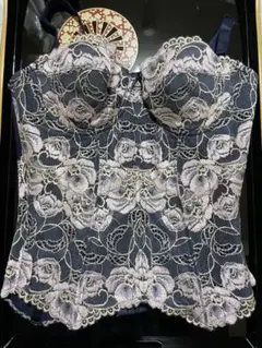 美品　ダイアナ　コルセット　アンミカコラボ　カラコレ　マジョリカブルー　B75
