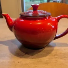 LE CREUSET 찻주전자 레드