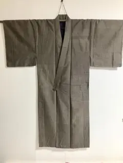 男物袷着物　泥大島紬　 手紡、手織　仕付け糸付未使用品