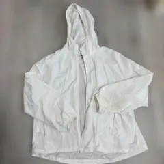 ユニクロ白フード付　ナイロンジャケットウィンドウブレーカーポケッタブル