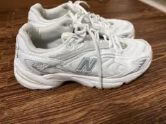 New Balance ML725AF ホワイトスニーカー