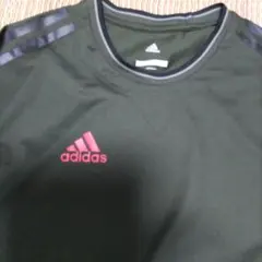 【美品】adidas メンズダークグリーン 長袖Tシャツ