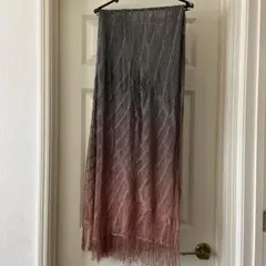 シルク大判透かし編みグラデーションストール（グレーから茶系）