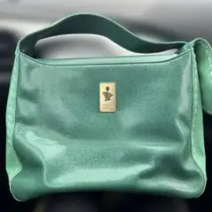 【美品】ショルダーバック　グリーン