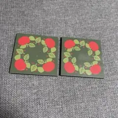 コンコンブル レトロな床アップル