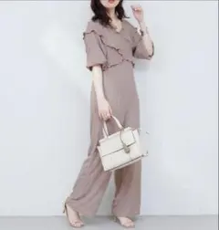 【ナチュラルクチュール】カットレースフロントクロスサロペット M ベージュのサムネイル
