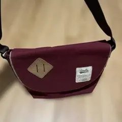 ワインレッド ショルダーバッグ