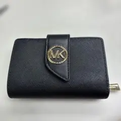 二つ折り財布
