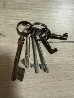 坂田古道具店取扱品 ヨーロッパ製鍵 - メルカリ