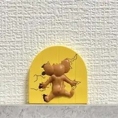 トムとジェリー 【扉に激突したジェリー】