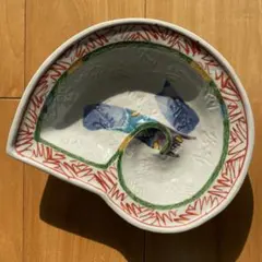 【新品未使用】貝殻型 手描き皿 和風デザイン