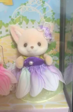 실바니안 패밀리 フェネックの赤ちゃん お花のドレス
