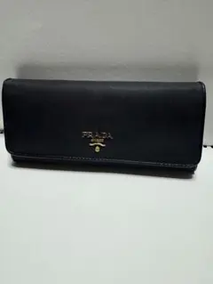 PRADA ナイロン×レザー 長財布 ブラック メタルロゴ 箱付き