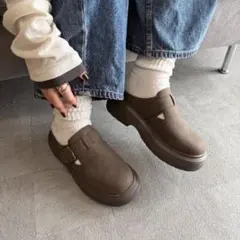 しまむら akaru サボサンダル