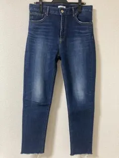 Item thumbnail for item ca859745-0a25-4442-995d-66d6b8bec83b