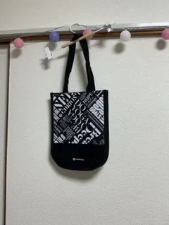 lululemon トートバッグ ブラック ホワイト