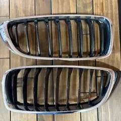 BMW F32 435i 純正キドニーグリル 中古のサムネイル