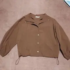 ショート丈ジップアップパーカーLサイズ