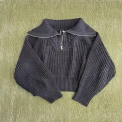 ダークブルー ハイネックジッパー付きセーター　H&M