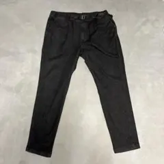 ブラックデニムパンツ ウエストベルト付き