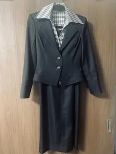 フォーマルスーツ　グレー　M レディース