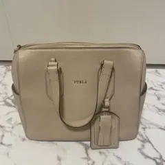 FURLA ベージュ レザー ハンドバッグ