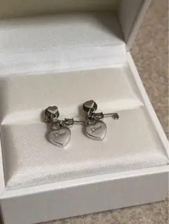 Item thumbnail for item 1365a1ee-ab5a-4521-8689-f001be7c87bf